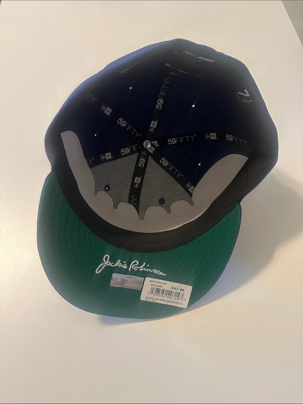 New Era Navy and White Fitted Cap with Raised 'B' Logo - Picture 4 of 6